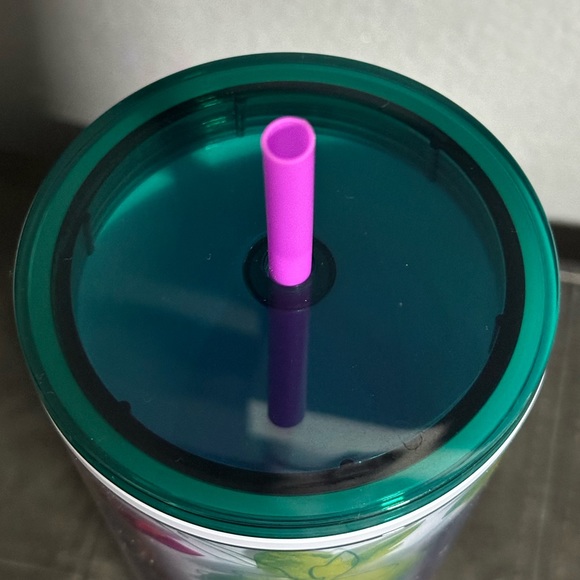 Starbucks Venti Purple Flowers with purple straw - Picture 3 of 4